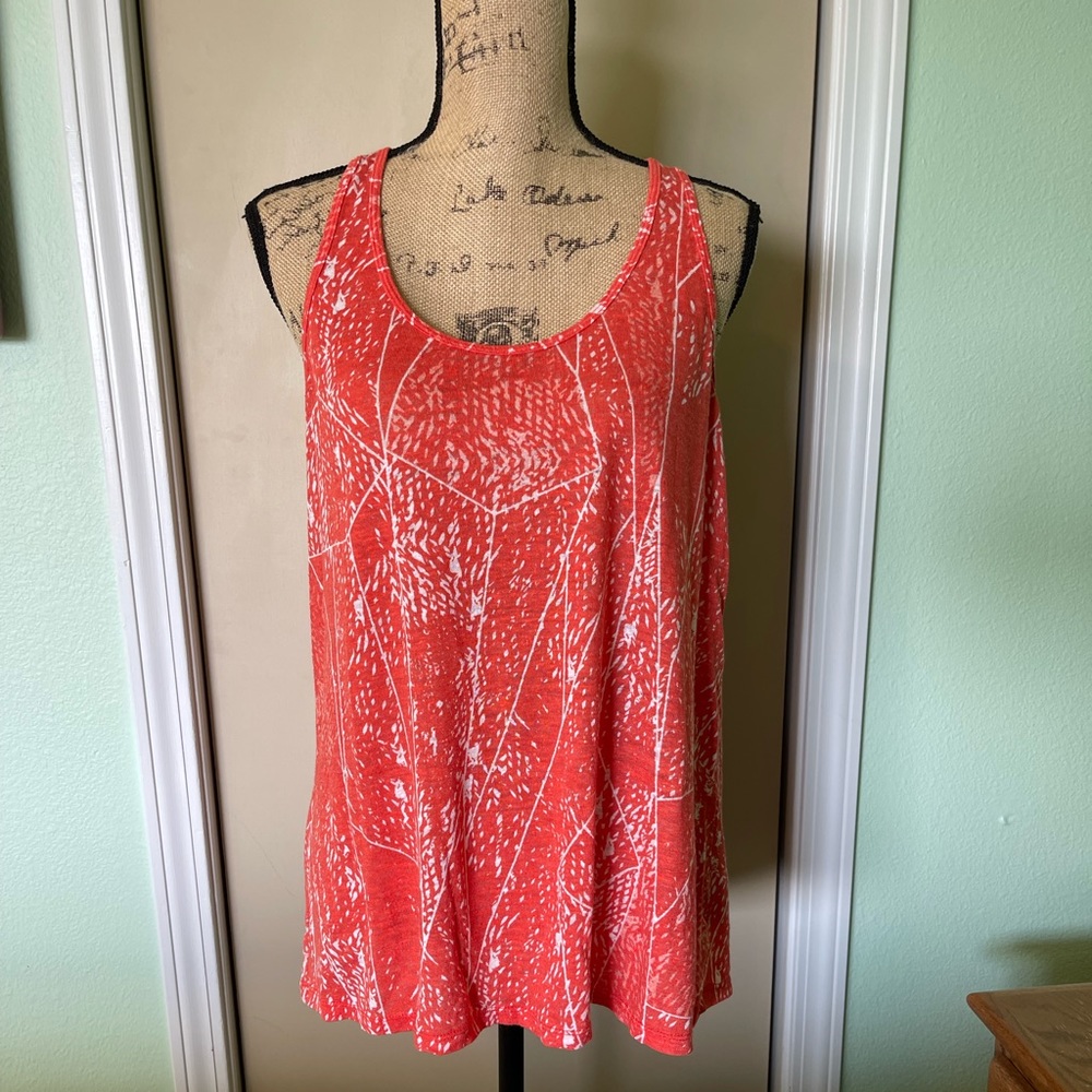 Mossimo Women’s Tank. XL